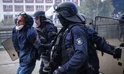 Fransa'da eğitim protestoları arttı: 6 bin 877 kişi gözaltına alındı