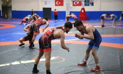 Dünya U23 Güreş Şampiyonası'nda millilerden çifte madalya: