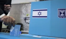 İsrail'de seçim öncesi son anket: Ne Netanyahu ne muhalefet çoğunluğu bulabiliyor