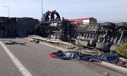 Manisa Akhisar'da feci kaza! Tır ile yolcu otobüsü çarpıştı: Ölü ve yaralılar var
