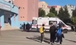 İstanbul Başakşehir'de okulda bıçaklı saldırı: Bir öğrenci hayatını kaybetti