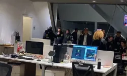 Siyasilerden Halk TV'ye kayyım atanmasına tepki: "Şafak baskınıyla kayyım atamak acizliktir"