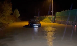 İstanbul'da sağanak alarmı: 2 kişi için arama çalışması sürüyor