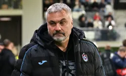 Trabzonspor Avrupa'ya 4 golle başladı! Thomas Reis'ten KuPS ve Onuachu yorumu