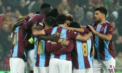 Trabzonspor'dan KuPS deplasmanında 4-2'lik zafer! Spor yazarlarından Salah ve Onana'ya övgü