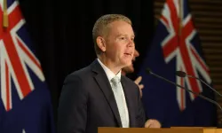 Yeni Zelanda Başbakanı Hipkins: Kendimizi nükleer düzenlemenin parçası olarak görmüyoruz