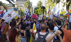 İzmir'de Onur Yürüyüşüne Valilikten yasak