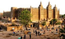 Antik Kent Timbuktu El-Kaide kuşatması altında