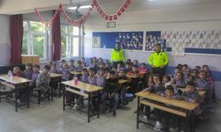 Beypazarı'nda polisten öğrencilere trafik eğitimi