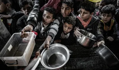 Gazze’de açlık ve ilaçsızlıktan ölenlerin sayısı 30’a çıktı