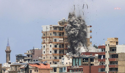 İsrail'in, Lübnan'ın Sur kentine gerçekleştirdiği hava saldırısında 8 kişi yaşamını yitirdi