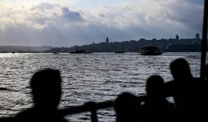 AKOM'dan İstanbul'a hava durumu uyarısı: Poyraz fırtına şeklinde esecek