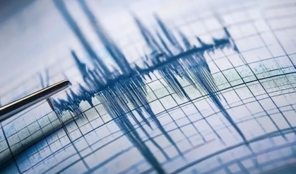 İzmir Karaburun açıklarında 3,7 büyüklüğünde deprem