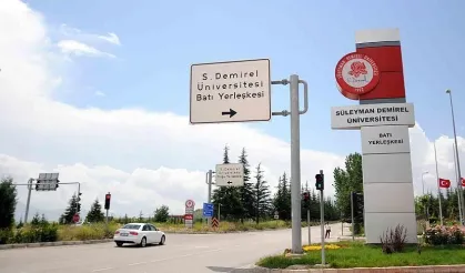 Süleyman Demirel Üniversitesi'nde iki yeni yönetmelik: Hukuk Fakültesi ve hazırlık sınıflarında değişikliğe gidildi