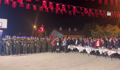 Büyük Taarruz'un 104. yılında Kocatepe'ye "Zafer Yürüyüşü" gerçekleştirildi