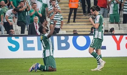 Bursaspor, evinde İstanbulspor’u 4-0’la geçti