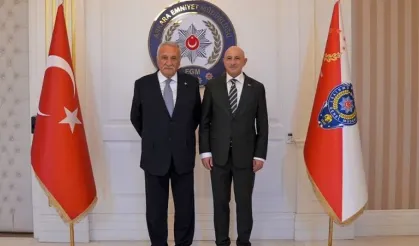 Eski İçişleri Bakanı Mehmet Ağar’dan Ankara Emniyet Müdürü Maksut Yüksek’e ziyaret