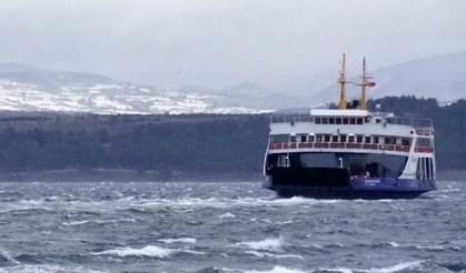 Çanakkale'de feribot seferlerine hava engeli: Bazı seferler iptal edildi