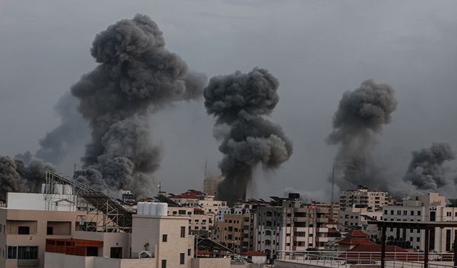 İsrail Gazze'nin güneyindeki Türk hastanesini vurdu