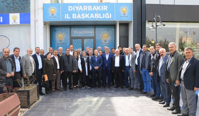AKP Diyarbakır İl Başkanlığı'nda istifa depremi