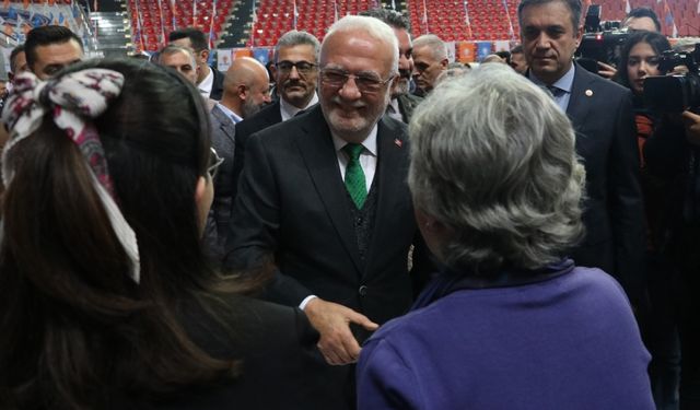 AK Parti Genel Başkanvekili Elitaş, Kayseri'deki temayül yoklamasında konuştu: