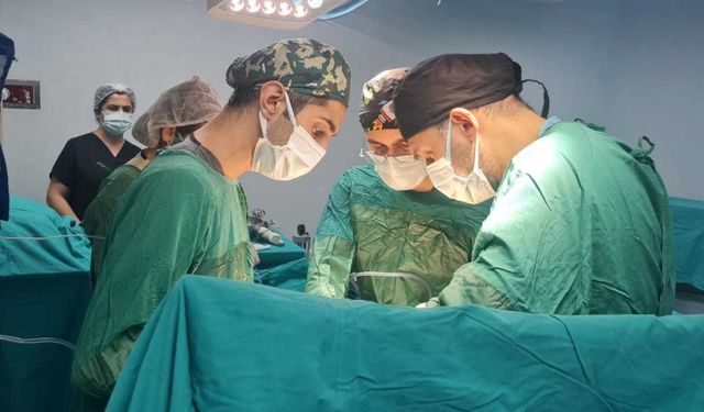 Bursa'da beyin ölümü gerçekleşen kişinin organları ve korneaları 5 hastaya nakledilecek