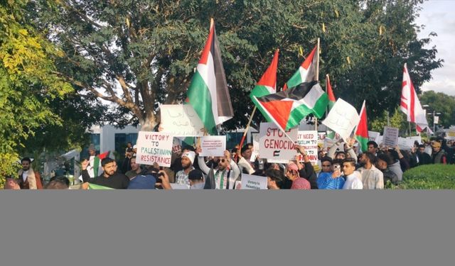 KKTC'de üniversite öğrencileri İsrail'in Filistin'e saldırılarını protesto etti