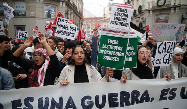 Barselona Şehir Konseyi İsrail hükümeti ile ilişkileri askıya alma kararı aldı