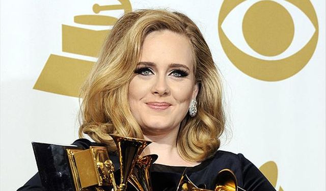 Adele'in kendi markasını çıkaracağı iddia edildi