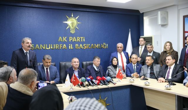 TBMM Başkanvekili Bozdağ, AK Parti Şanlıurfa İl Başkanlığında konuştu:
