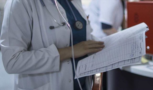Sağlık Bakanlığı’nın 7-24 poliklinik uygulamasına tepki