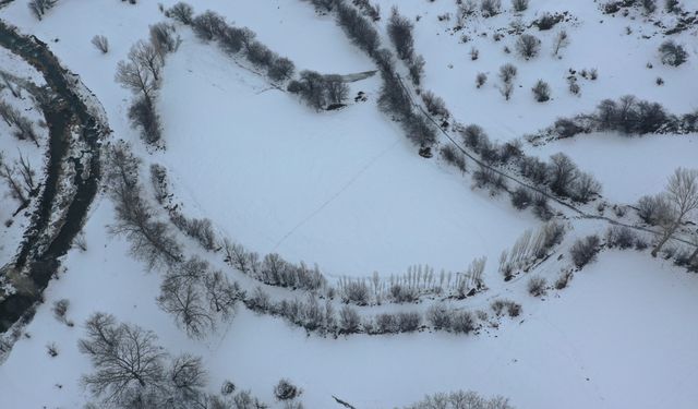 Iğdır'daki Üçkaya Vadisi karla kaplandı