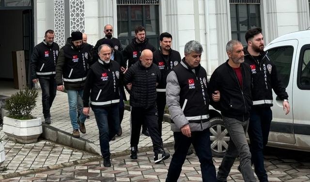 Kocaeli'de yağma iddiasıyla yakalanan 4 zanlıdan 2'si tutuklandı
