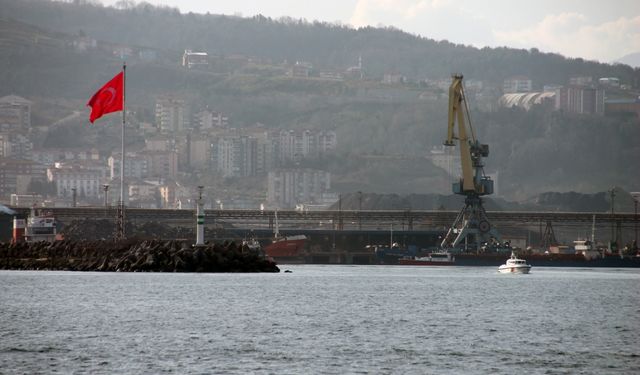 Zonguldak'ta batan geminin kayıp 7 personelini arama çalışmaları 87 gündür sürüyor