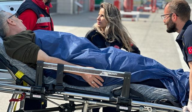 Şırnak'ta ambulans helikopter kalp rahatsızlığı yaşayan hasta için havalandı