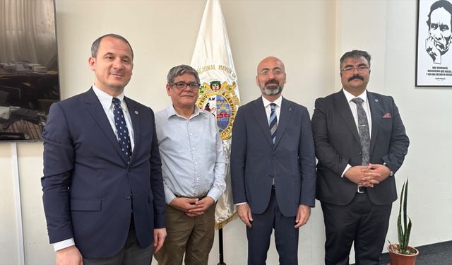 Türkiye Maarif Vakfı heyeti Peru'ya çalışma ziyaretinde bulundu