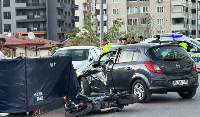 Denizli'de otomobille çarpışan motosikletin sürücüsü öldü