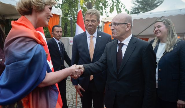 Hollanda'nın Ankara Büyükelçiliği, "Kral Günü" resepsiyonu düzenledi