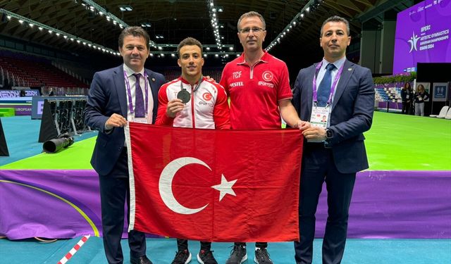Milli cimnastikçi Adem Asil, İtalya'daki Avrupa Şampiyonası'nda bronz madalya kazandı