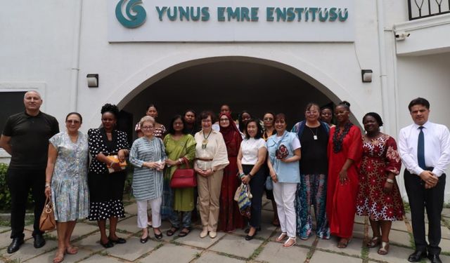 Yunus Emre Enstitüsü, Nijerya'da geleneksel Türk el sabunu yapımı etkinliği düzenledi