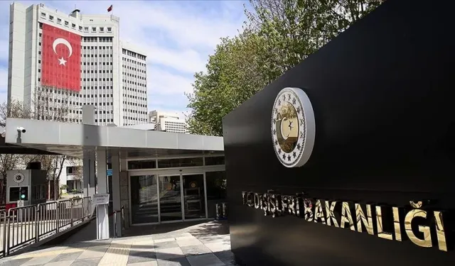 Dışişleri Bakanlığı, 'Türk vatandaşlarına vize başvuruları kapatıldı' iddialarını yalanladı