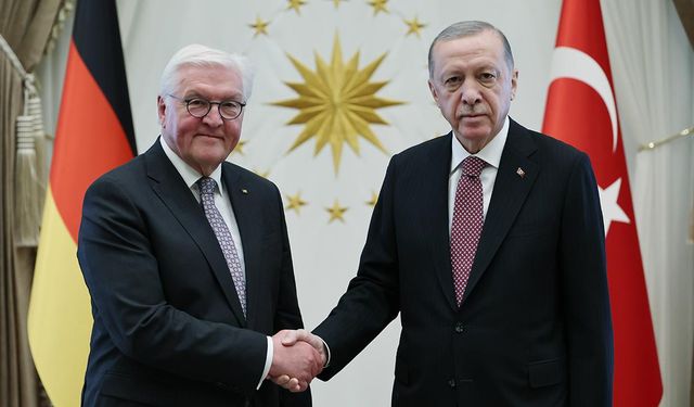 Cumhurbaşkanı Erdoğan Alman mevkidaşı Steinmeier ile bir araya geldi