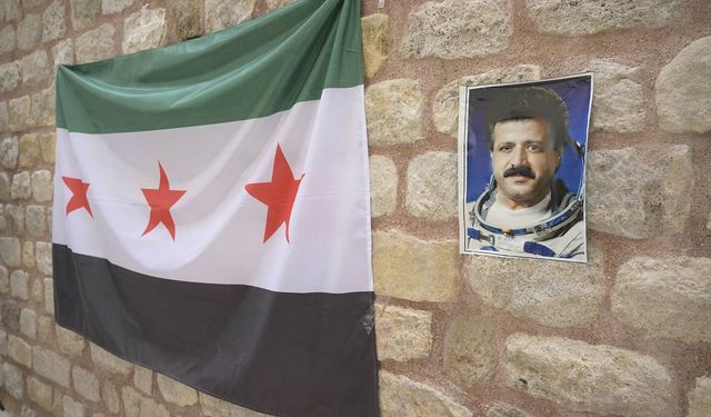 Suriyeli ilk astronot için İstanbul'da cenaze namazı kılındı: ÖSO bayrakları dikkat çekti