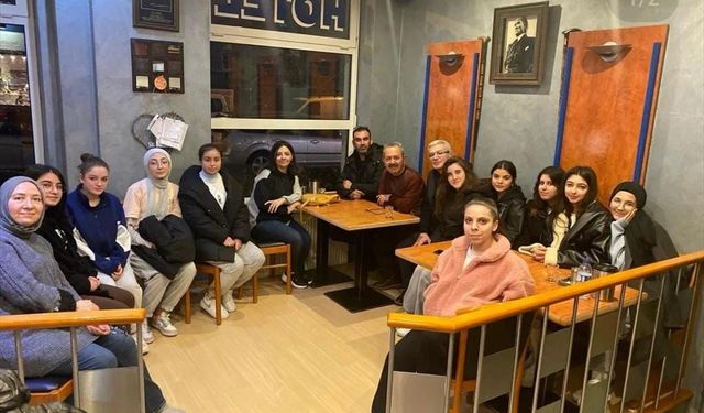 Sivas'ta öğrenciler yurt dışında staj programına katıldı
