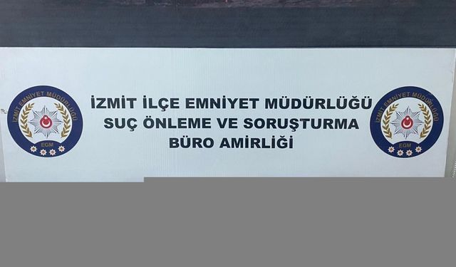 Kocaeli'de sahte altınla kuyumcuları dolandırdığı öne sürülen 2 şüpheli yakalandı