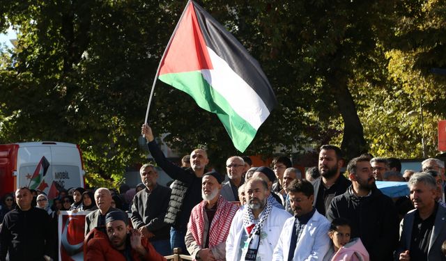 Malatya'da Yahya Sinvar için gıyabi cenaze namazı kılındı