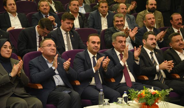 Sanayi ve Teknoloji Bakanı Kacır, AK Parti Siverek İlçe Kongresi'nde konuştu: