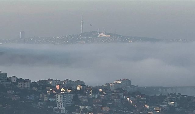 İstanbul'un bazı kesimlerinde sis etkili oldu