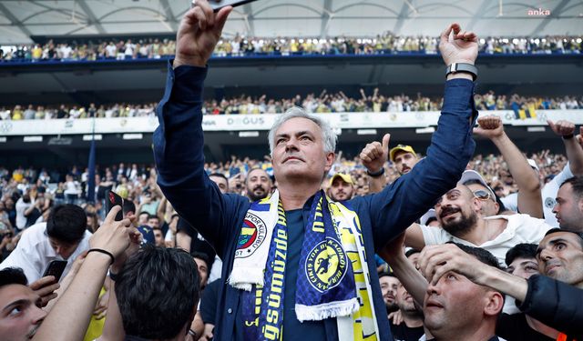 Fenerbahçe Teknik Direktörü Mourinho ameliyat oldu