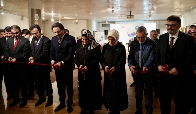 Almanya'da "Gelenekten Geleceğe Türk İslam Sanatları" sergisi açıldı